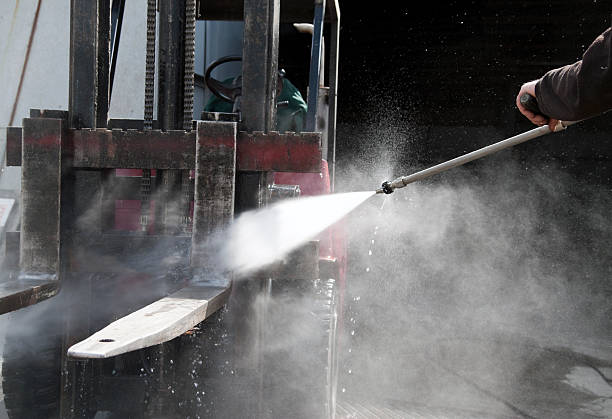 Pressure Washing Services for Businesses in Charlotte Harbor, FL