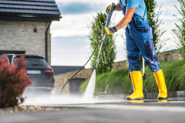 Best Commercial Pressure Washing  in Charlotte Harbor, FL